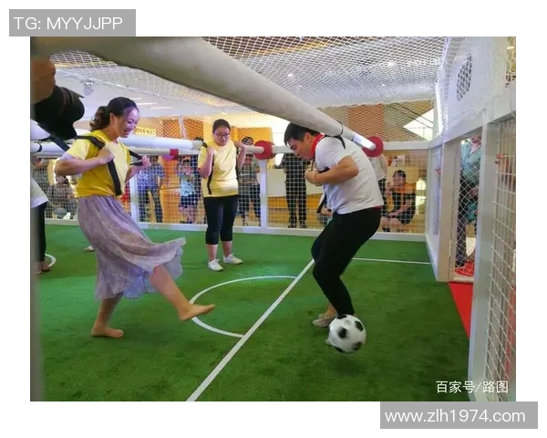 京都球队对决冈山绿鸡展现精彩足球盛宴引发球迷热情期待