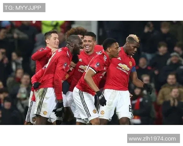 喀山与帕纳辛纳的精彩对决揭示足球战术与团队合作的魅力 喀山与帕纳辛纳的精彩对决揭示足球战术与团队合作的魅力